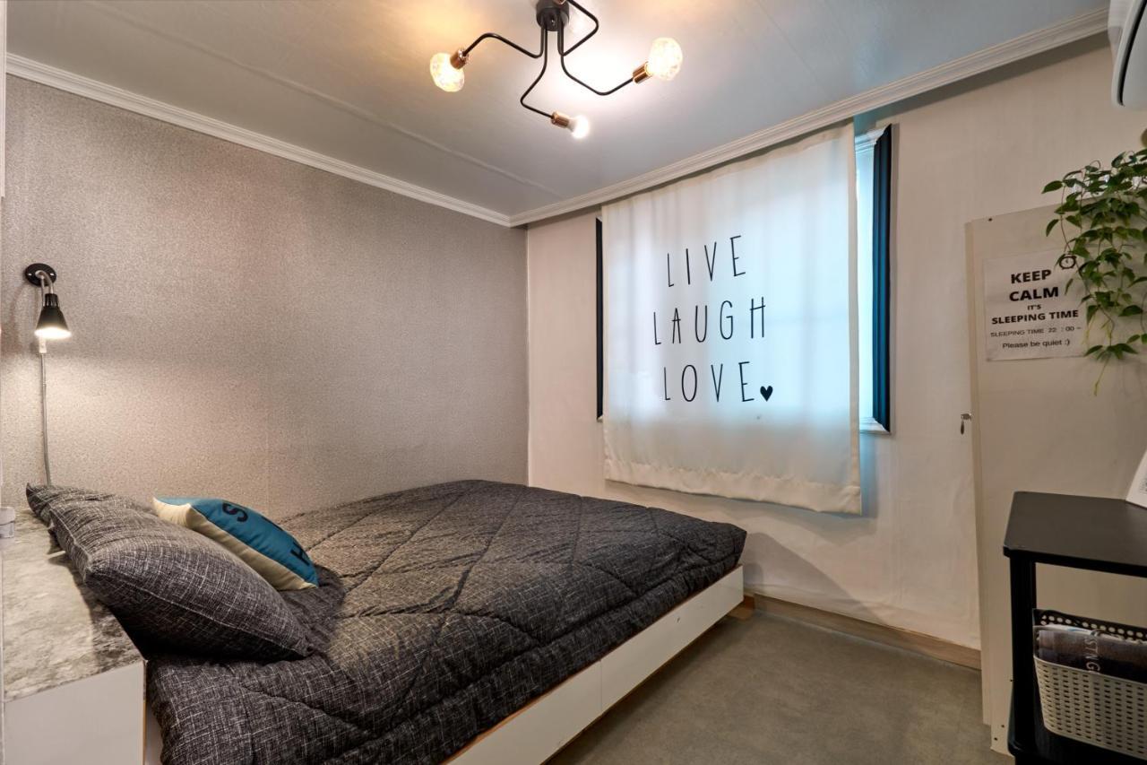 Jun Guesthouse Seoul Eksteriør bilde