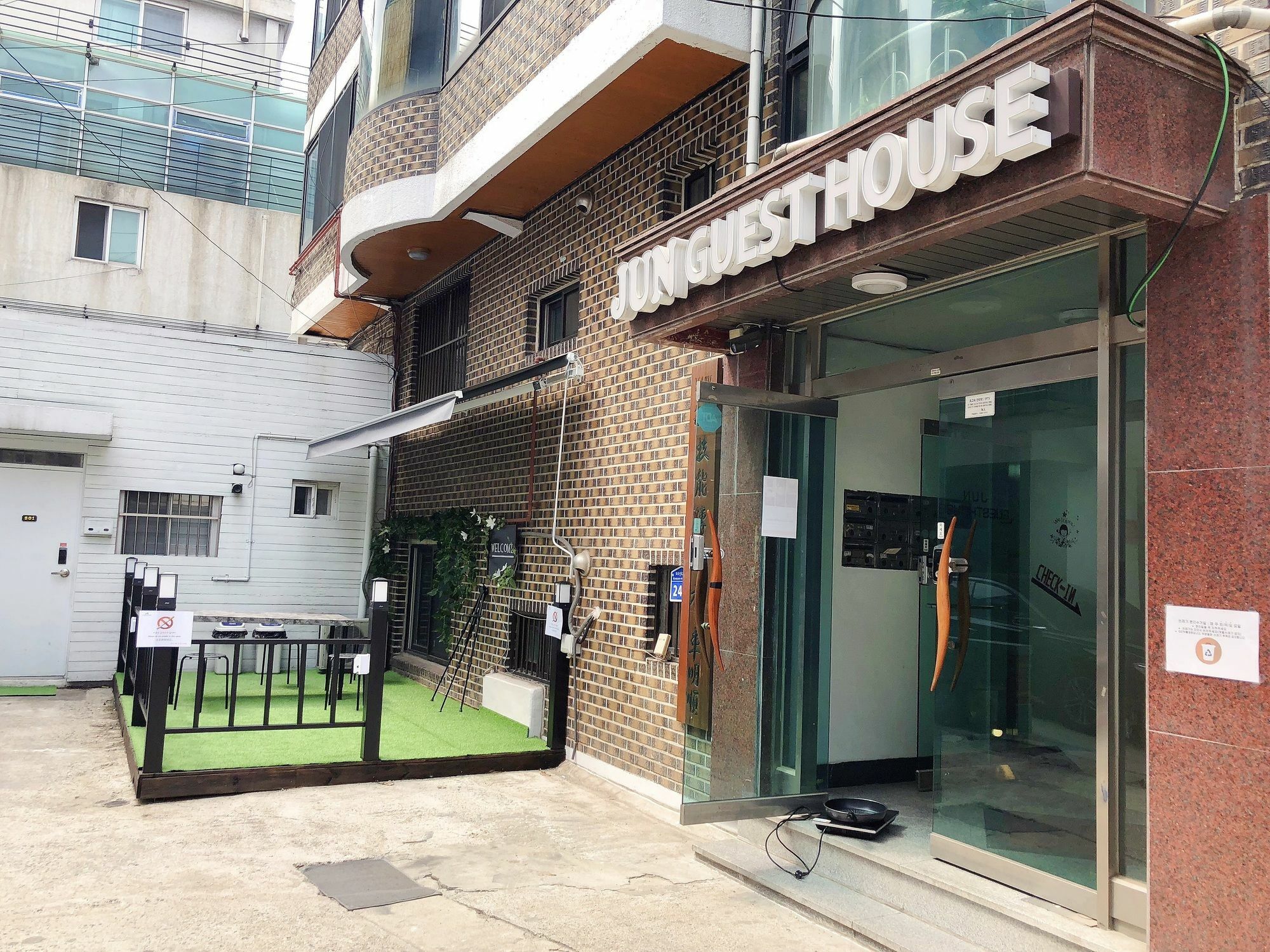Jun Guesthouse Seoul Eksteriør bilde